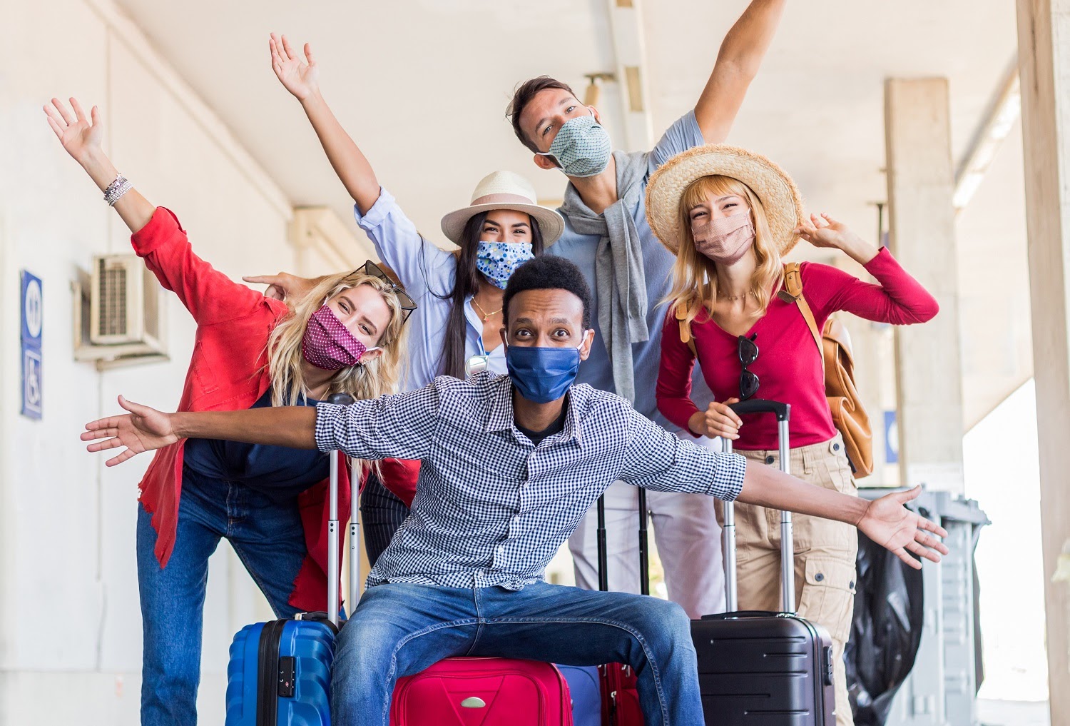 Países que permiten viajar y cuáles siguen confinados