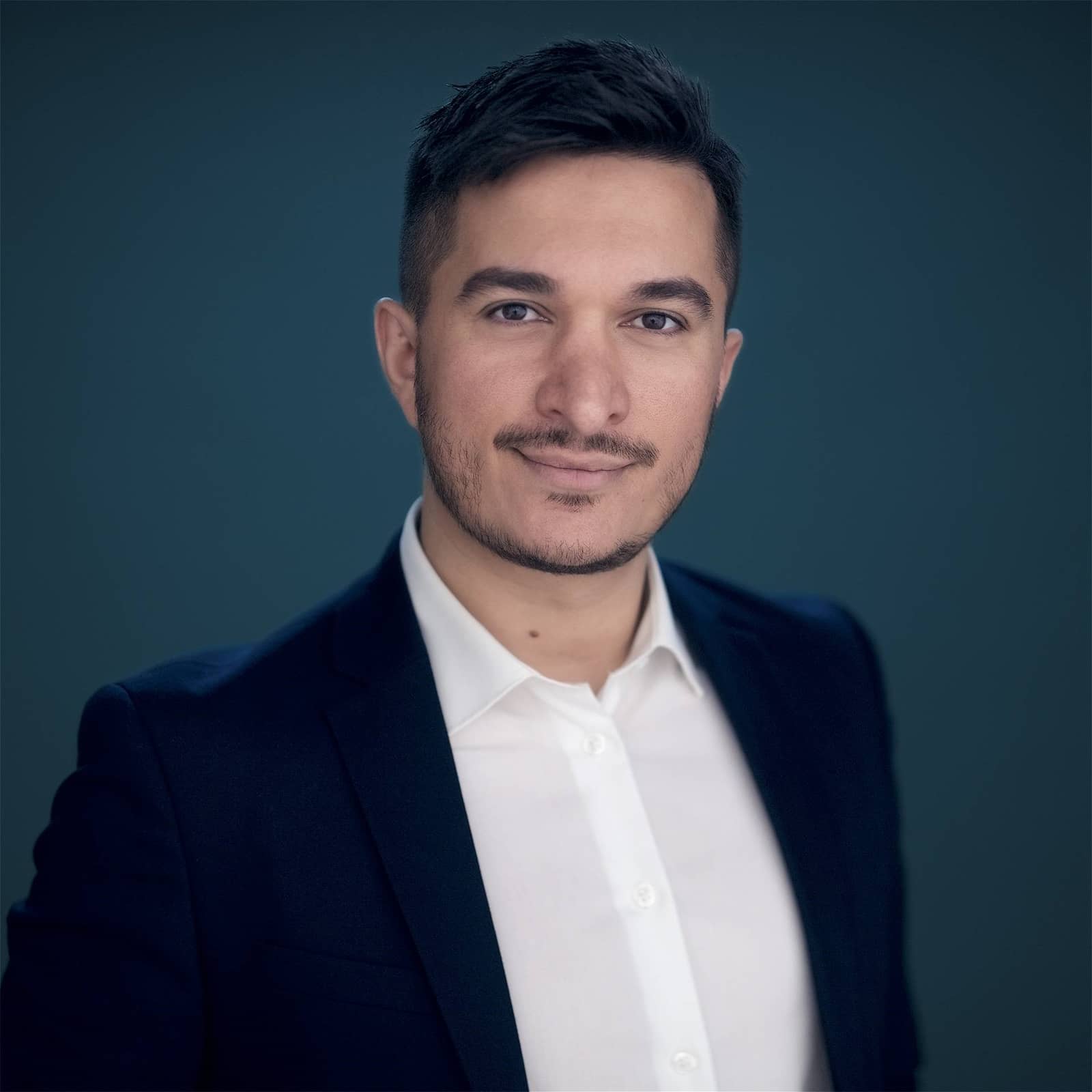 Interview: Farha Khalidi On Youtube'S Future - ba557ji