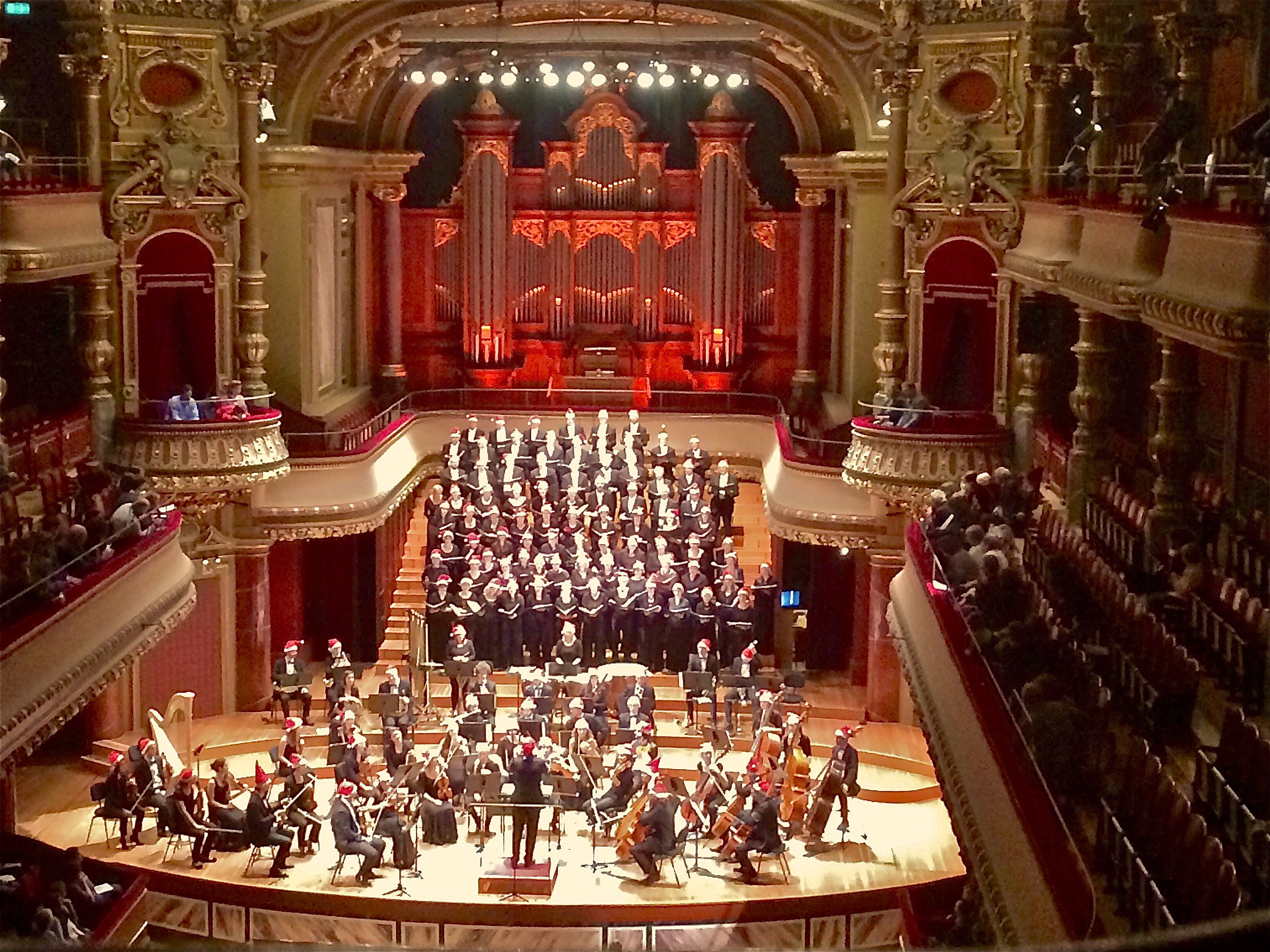 Concert au Victoria Hall Notre Histoire