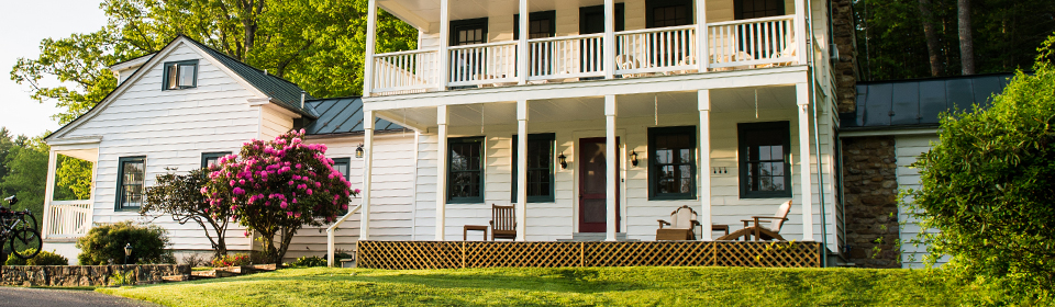 Meadow Lane, Virginia Hot Springs &mdash; discover the wonderfully secluded great outdoors