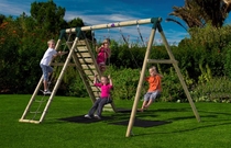 Plum Uakari | Houten schommelset