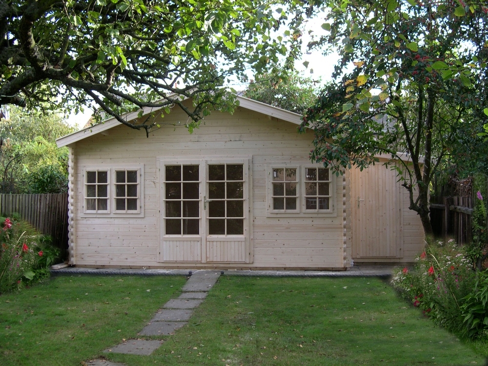 Grandcasa Classic Blokhut 485 X 200 1 Dubbele Glasdeur 2 Uitzetramen grandcasa kopen in de aanbieding