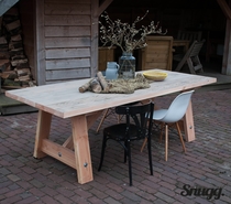 SNUGG | Tuintafel Robuust