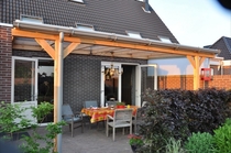 Westwood | Douglas terrasoverkapping | DeLuxe | Helder | 306x200 | Muuraanbouw