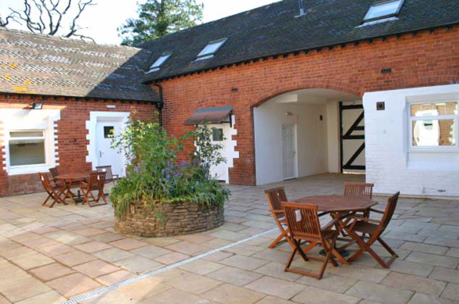 Hunters Lodge Voyage Care