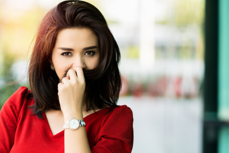 Come eliminare l'elettricità statica dei capelli | Beauty