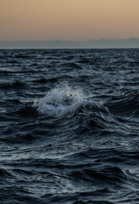 ocean-wave-surf-science-patagonia-expedition-plastic-oceans-photography