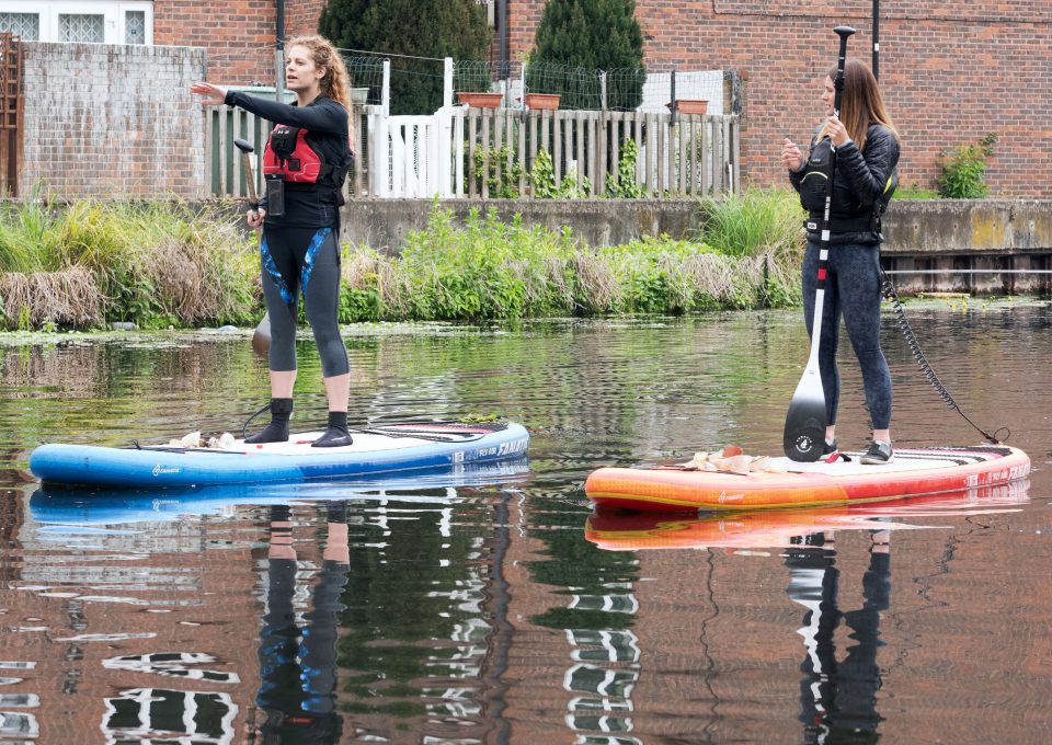 Lizzie-carr-plastic-patrol-paddleboarding