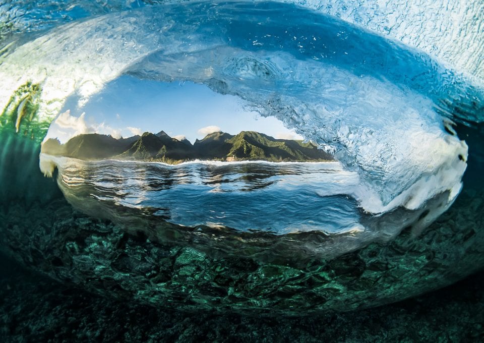 Ben Thouard ocean photography wave photograph Tahiti