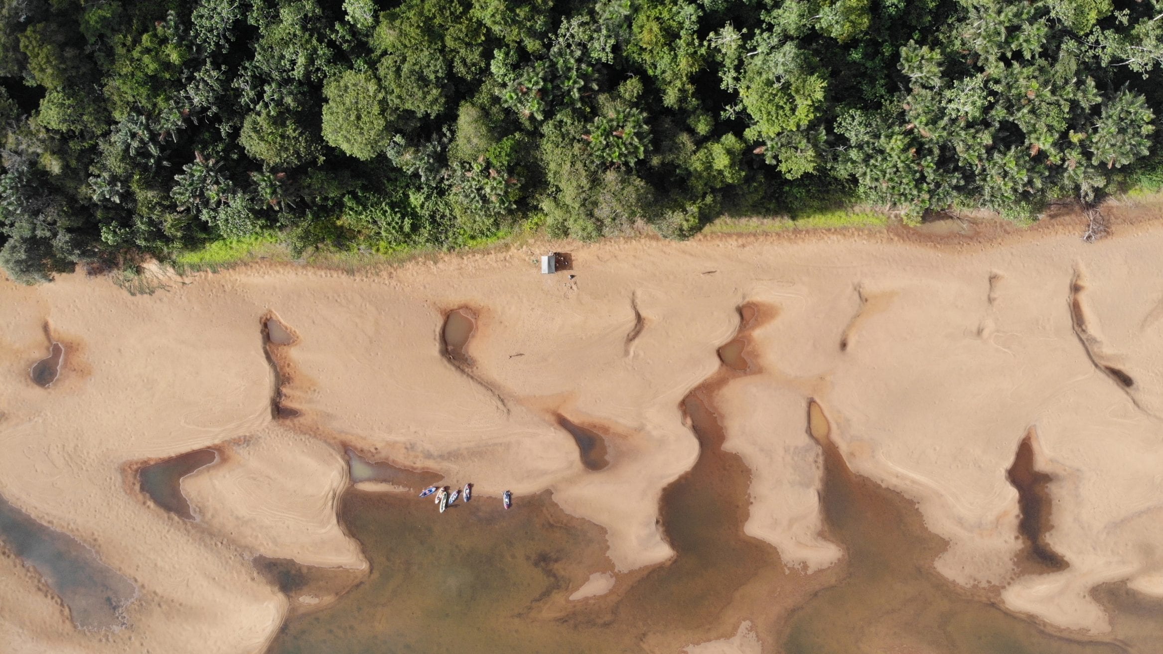 to the jungle Paddling the Essequibo River from