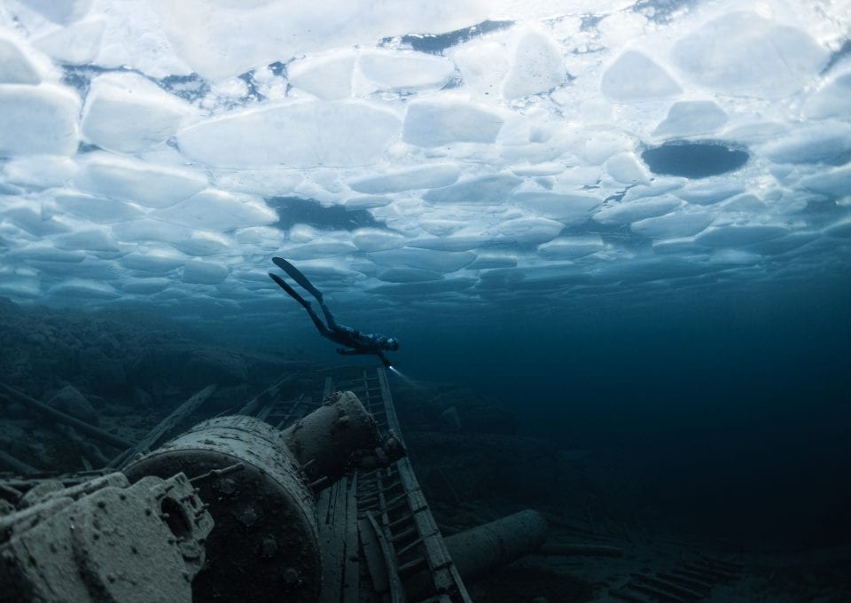 Ice diving, freediving, Canada