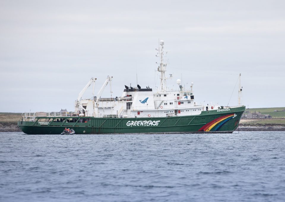 Greenpeace Dogger Bank MPA illegal trawling Esperanza