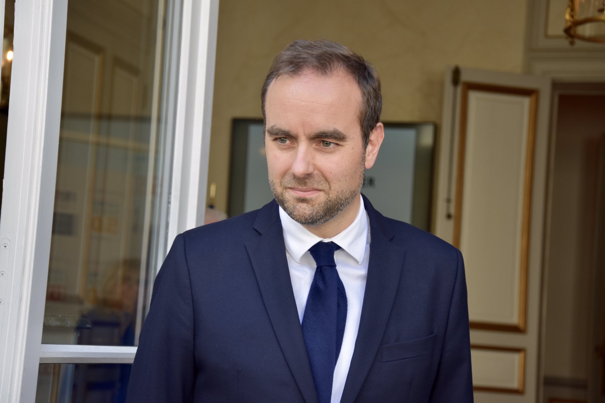 Nouvelle-Calédonie : Sébastien Lecornu annonce « une initiative politique (…) dans les prochains jours »