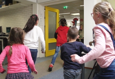 Thumbnail Rennen In De Gangen Website