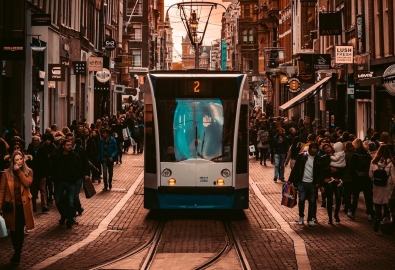 Undercover Kleiner Bijgesneden