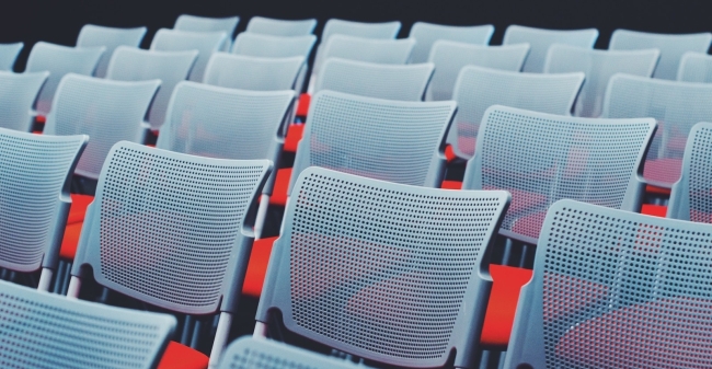 Meedenker Studenten Komen Niet Kleiner