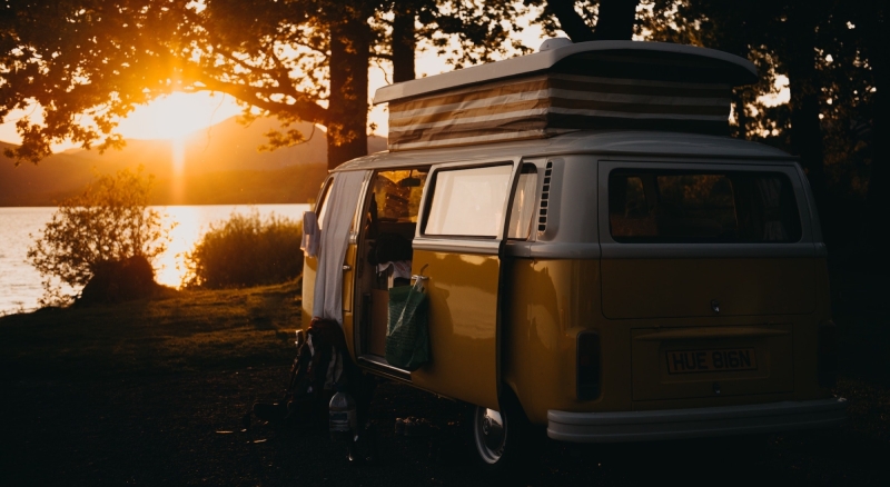 Hoe Merkel Ons De Camper Inkreeg Bijgesneden