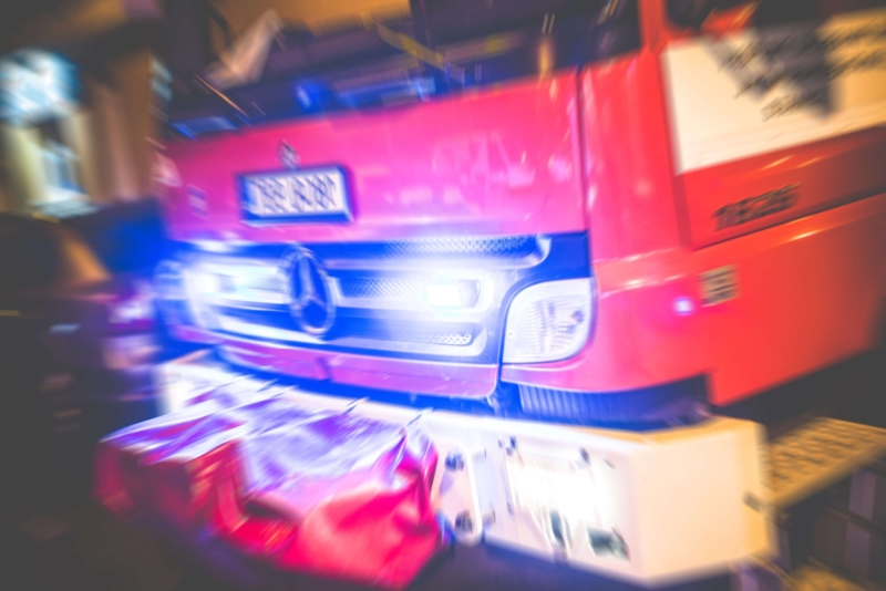 Gekantelde Vrachtwagen Kleiner