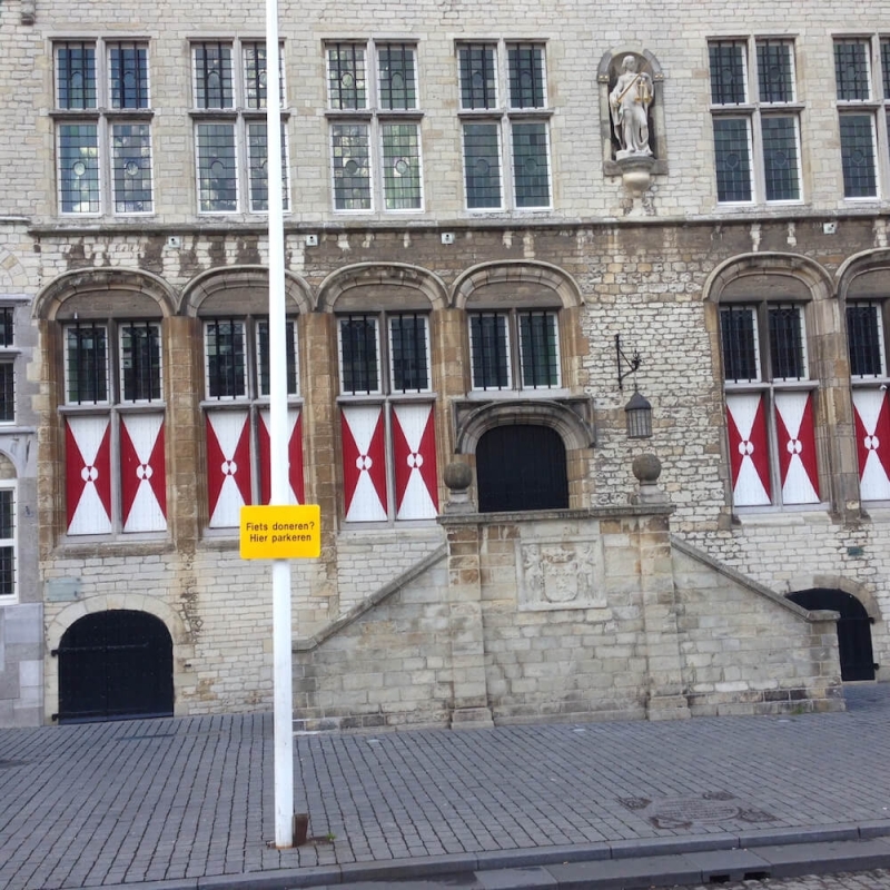Fiets Doneren Hier Parkeren Kleinst