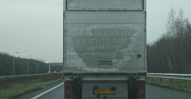 Vieze Vrachtwagen Bijgesneden