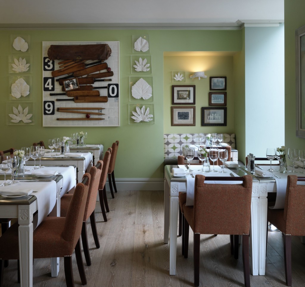 Dorset Square Hotel The Potting Shed Cricket Bats C LR