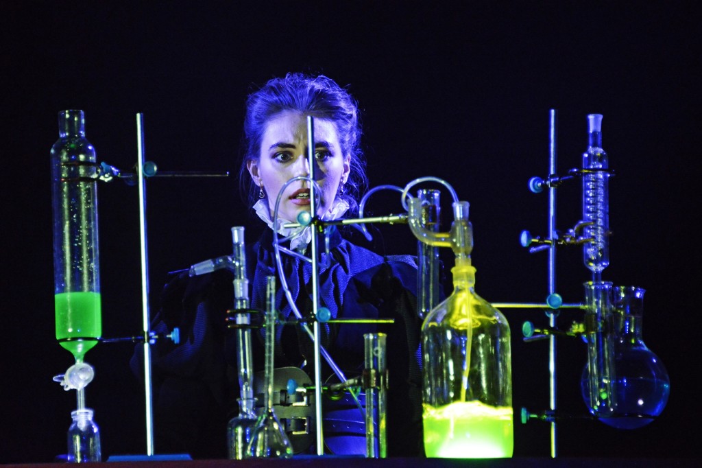 ©NOBBY CLARK+44(0)7941-515770+44(0)20-7274-2105nobby@nobbyclark.co.uk