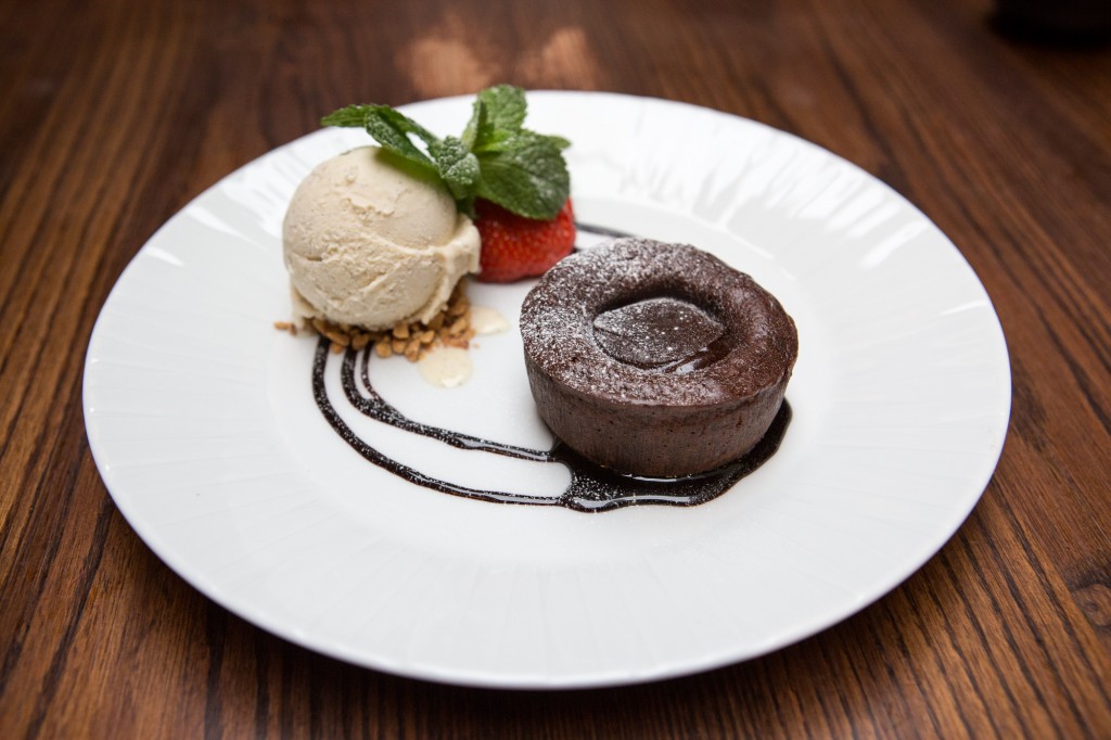 JUNE2016_thai square-5