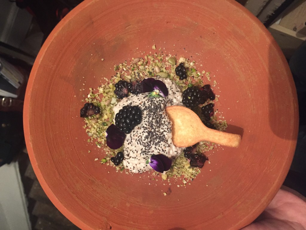 Photo 10-06-2016, 21 28 35