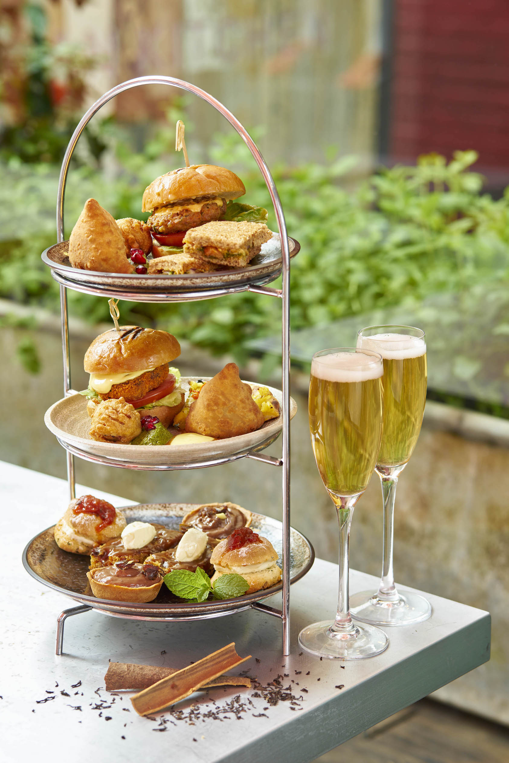 Sparkling Sundays- High Chai