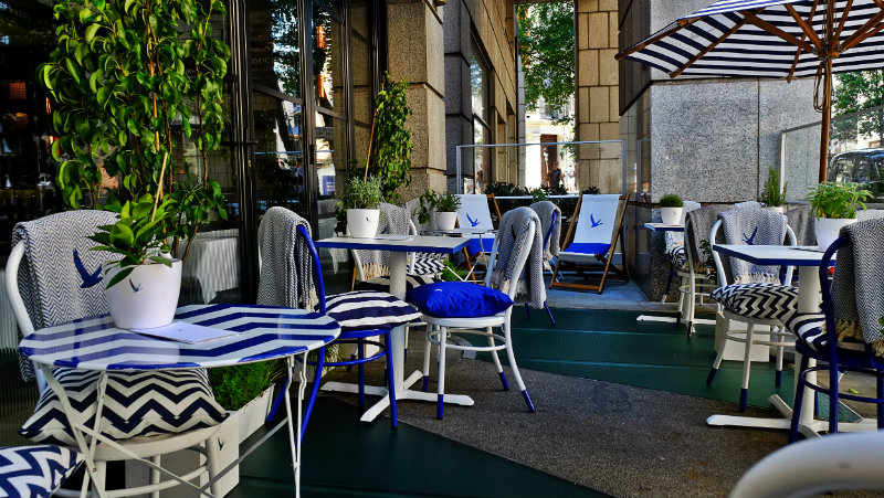 Tredwell's Grey Goose summer terrace