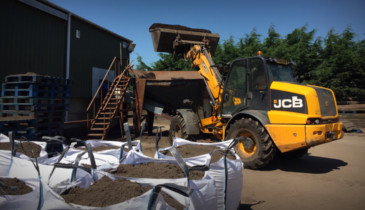 Soil Hopper Small 1