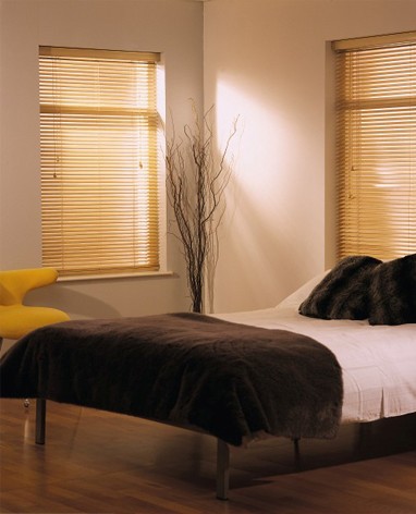 Insulating your home with wood venetian blinds