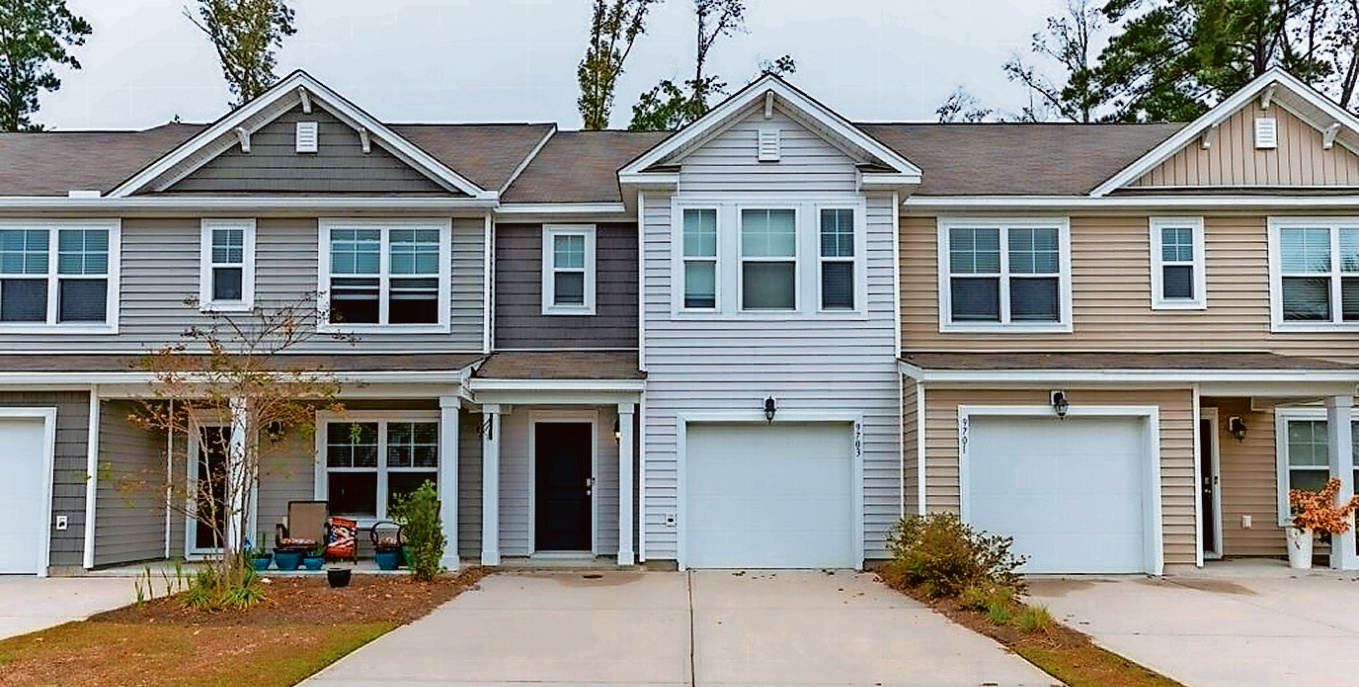 this five bedroom ladson house sold for 301 000last month with taxes insurance and pmi that s