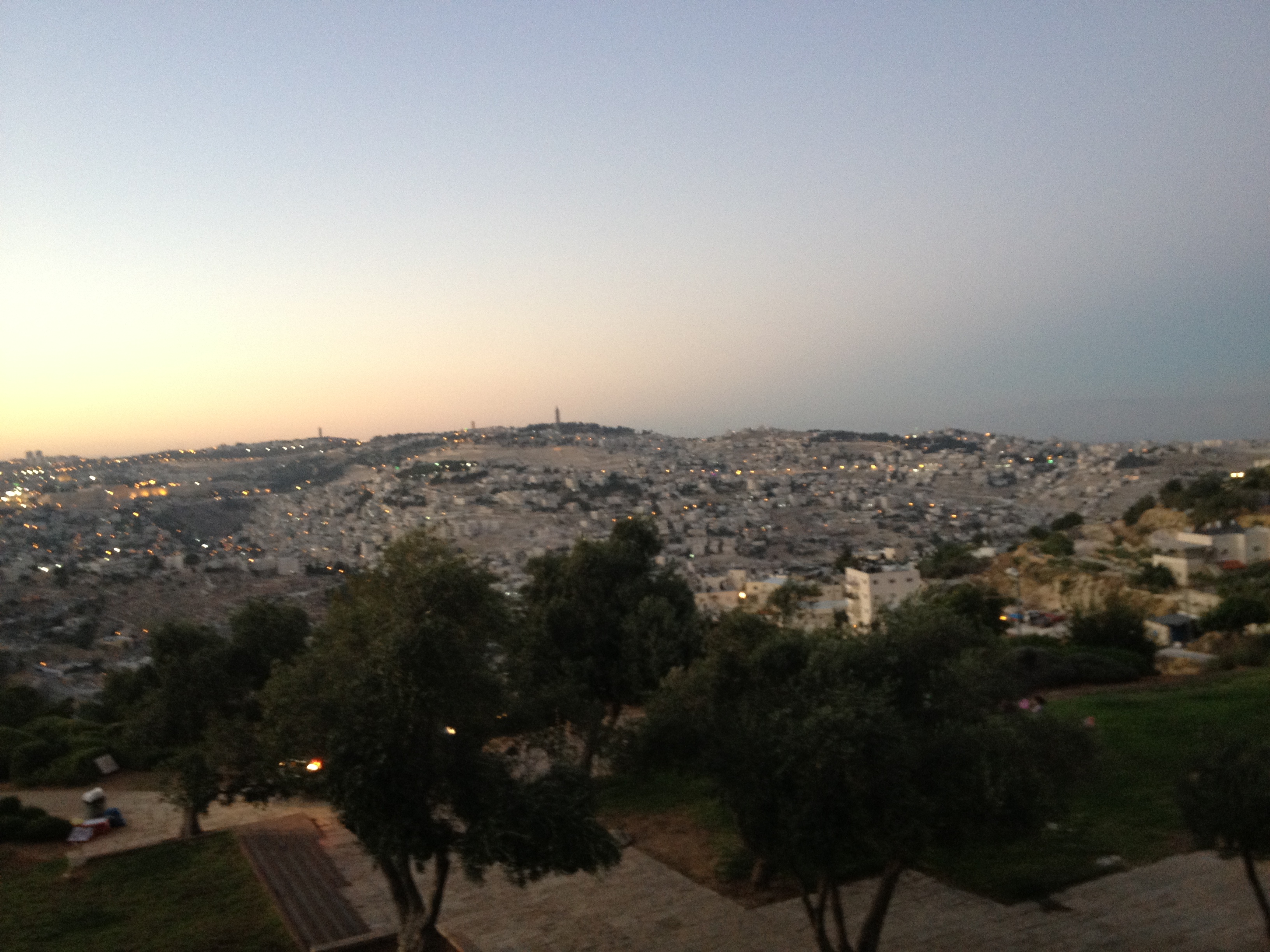 לרקוד כמו כורדי בירושלים by Shuli Sapir-Nevo Photo and Motto - Ourboox.com