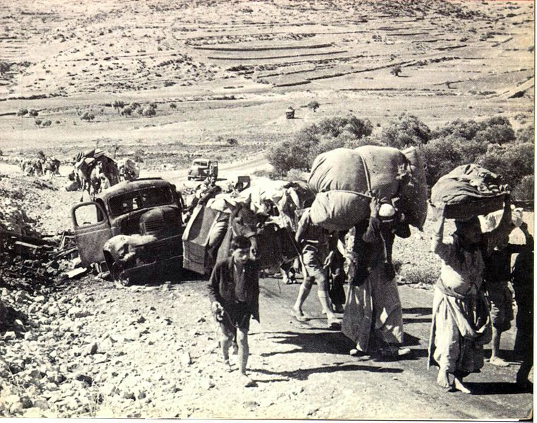 ערבים פלסטינים עוזבים את בתיהם בשנת 1948