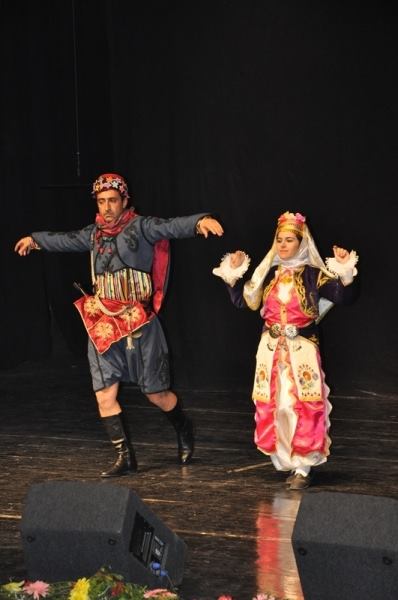 KÜLTÜREL ÇEŞİTLİLİK by Büşra - Illustrated by Melek Koyulmuş - Esra Çalışkan - Ayşegül Özer - Hatice Yakarca - Büşra Eker - Ourboox.com