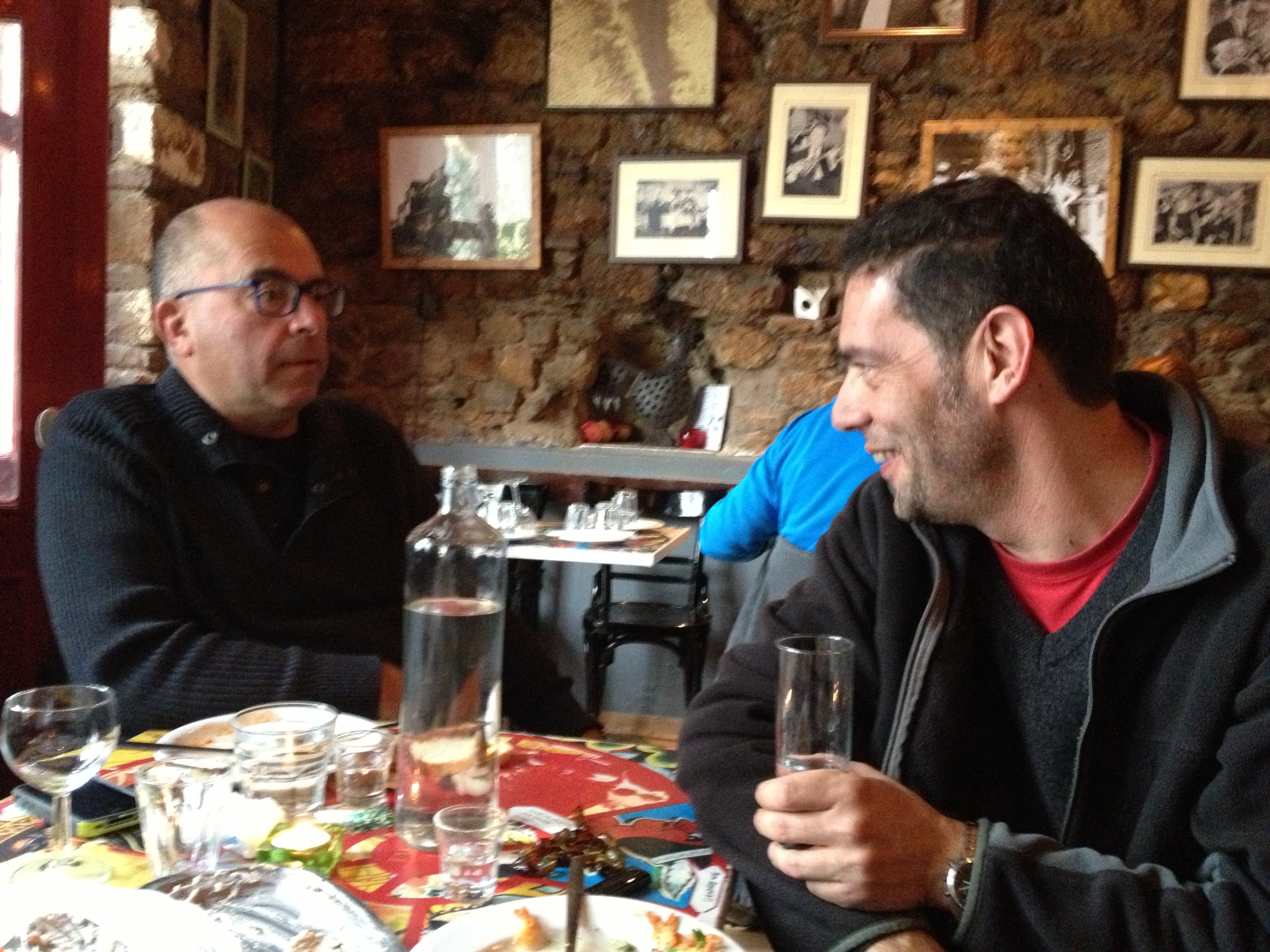Making friends in Athens- Kostas* κανοντας φίλους στην Αθήνα by Shuli Sapir-Nevo Photo and Motto - Illustrated by Photos by Shulamit Sapir-Nevo - Ourboox.com