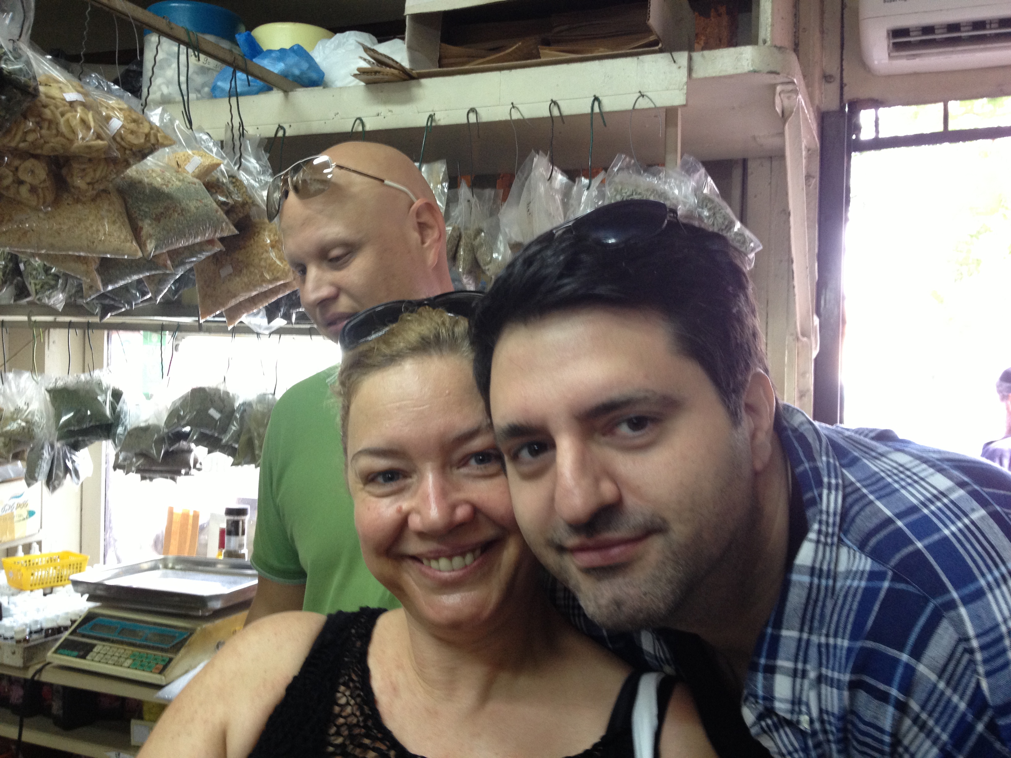 Steffi in the Lewinsky market by Shuli Sapir-Nevo Photo and Motto - Illustrated by Photos by Shulamit Sapir-Nevo - Ourboox.com