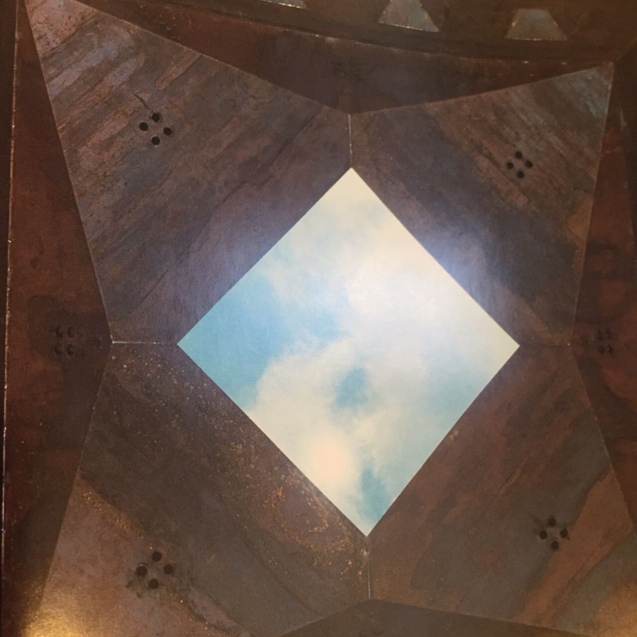 DOVES OF LATRUN by Shulamit Sapir-Nevo - Illustrated by studio Ira Keren - Ourboox.com