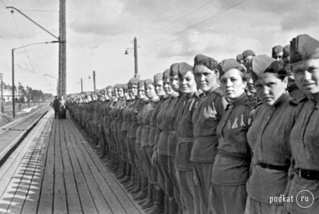 How children helped in the War of 1941-1945 by Lyubov Efimova - Illustrated by Matvei Nepochatenko - Ourboox.com