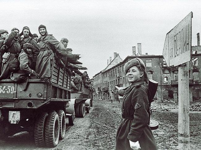How children helped in the War of 1941-1945 by Lyubov Efimova - Illustrated by Matvei Nepochatenko - Ourboox.com
