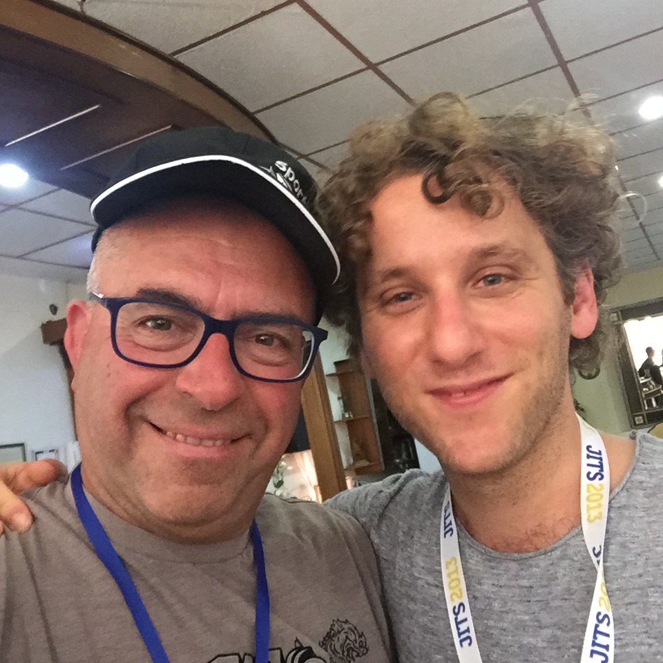 Finding Middle Ground in the Middle East by Mel Rosenberg - מל רוזנברג - Ourboox.com