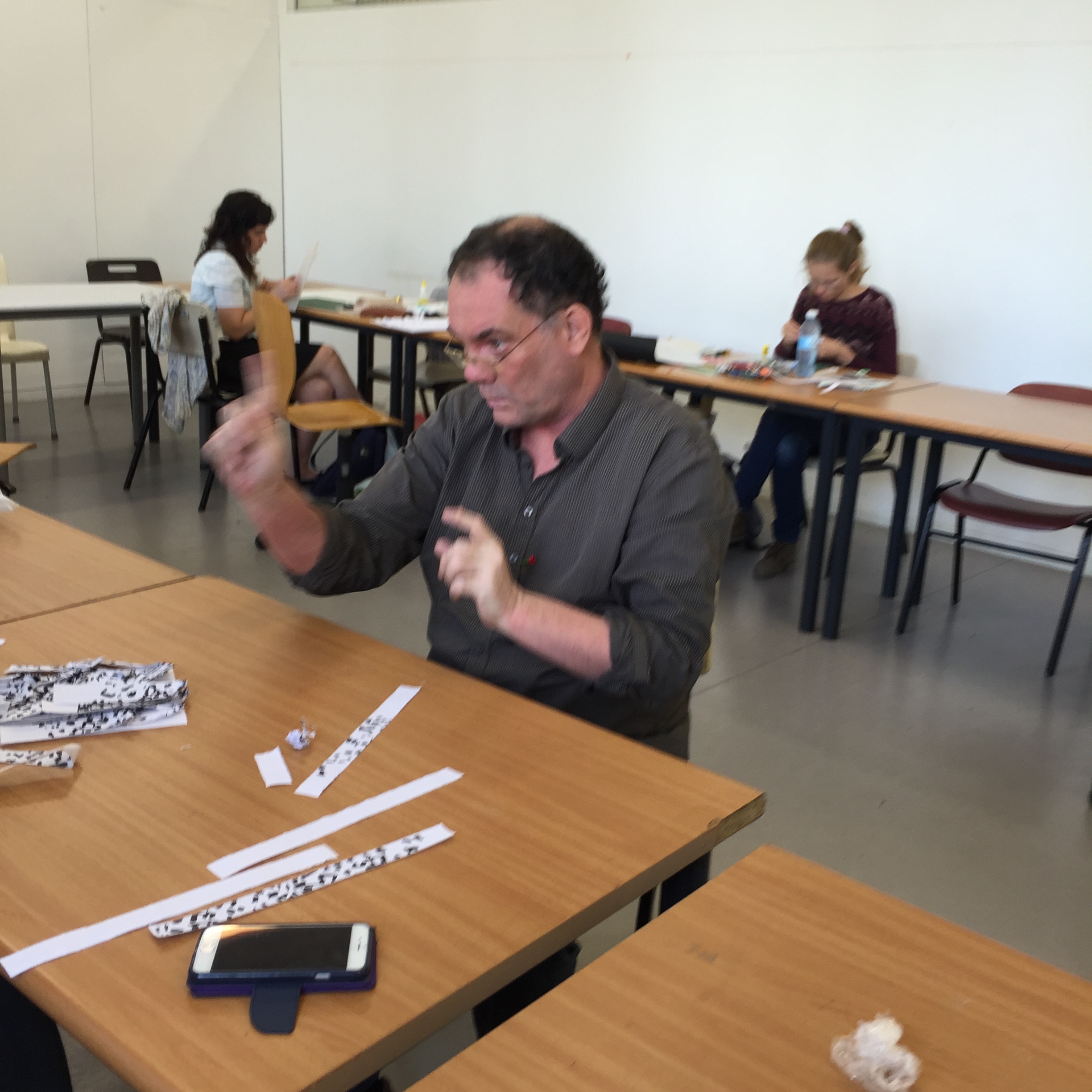 Unfolding, with Paul Jackson at Shenkar College by Mel Rosenberg - מל רוזנברג - Illustrated by Paul Jackson's wonderful students at Shenkar - Ourboox.com