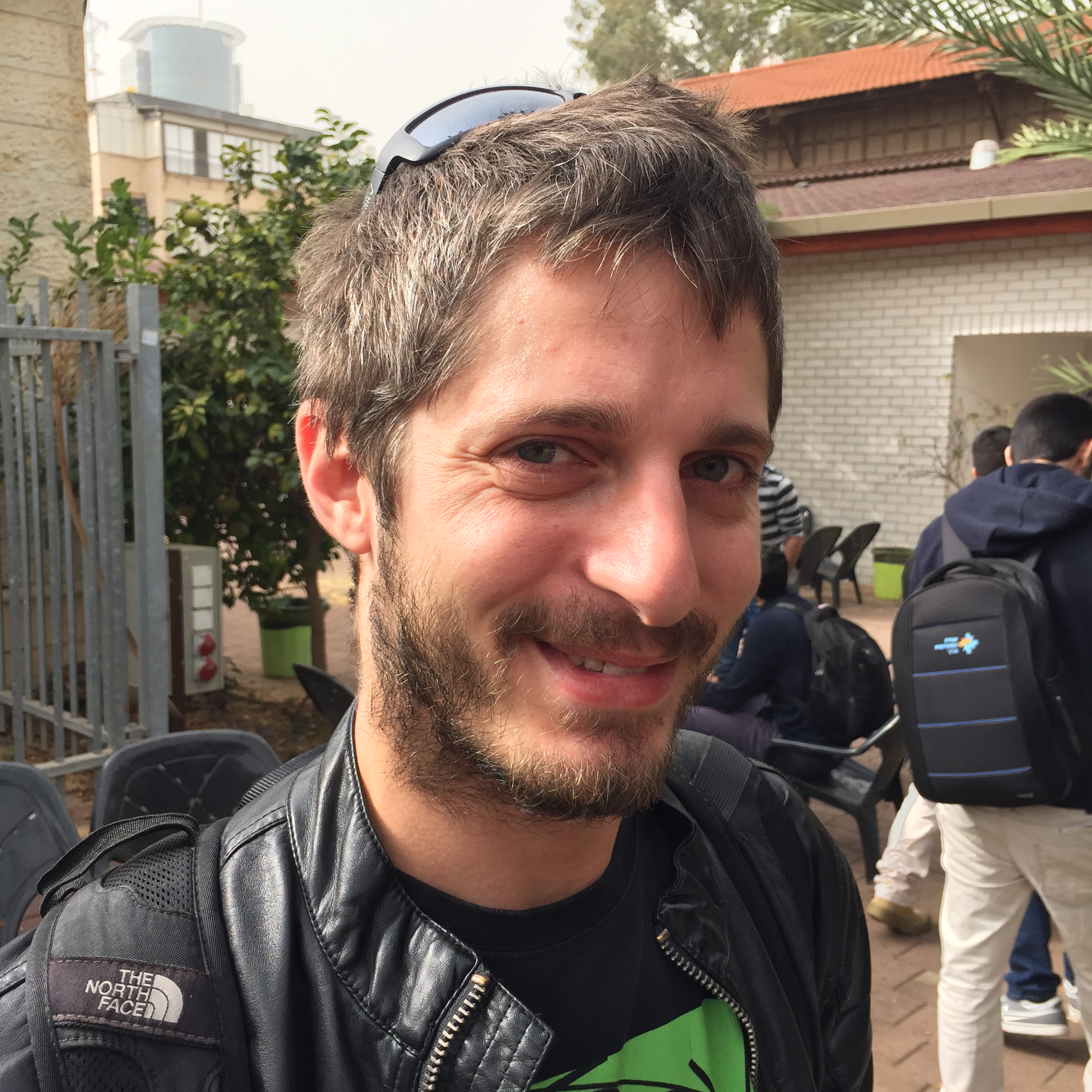 November Smiles at Shenkar College by Mel Rosenberg - מל רוזנברג - Ourboox.com