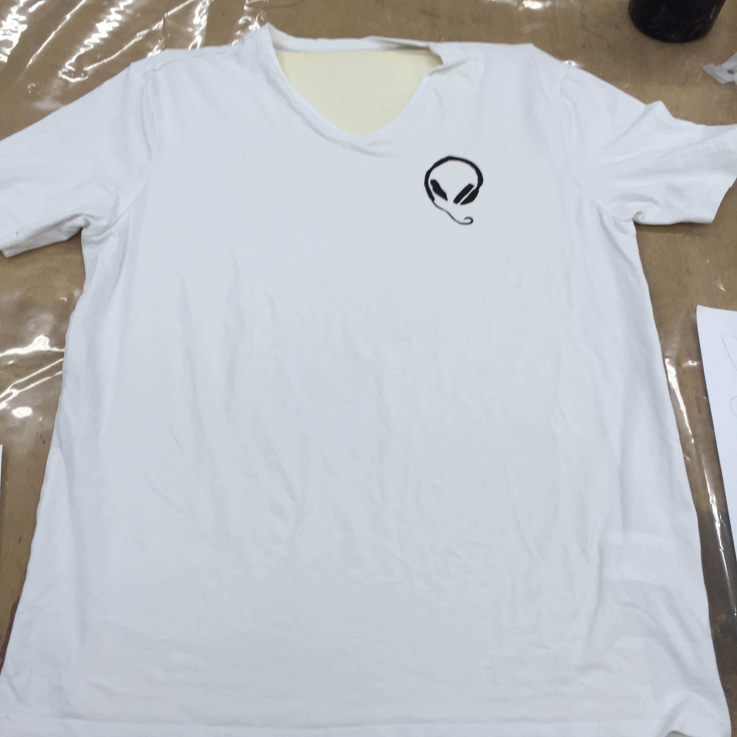 Making t-shirts at Shenkar by Mel Rosenberg - מל רוזנברג - Ourboox.com