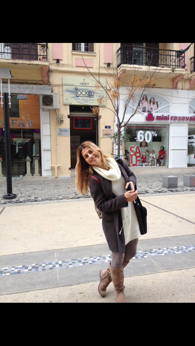 Spring in Thessaloniki And in my heart🌹🌸🌺🌷 Άνοιξη στη Θεσσαλονίκη και στην καρδιά μου by Shuli Sapir-Nevo Photo and Motto - Illustrated by shulamit SAPIR-NEVO - Ourboox.com