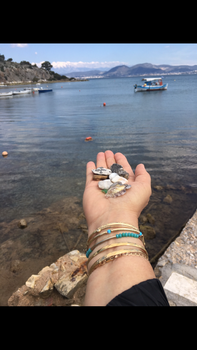 The stones of Thebes Θήβα and the shells of Halkida- Χαλκίδα GREECE by Shuli Sapir-Nevo Photo and Motto - Illustrated by shulamit SAPIR-NEVO - Ourboox.com
