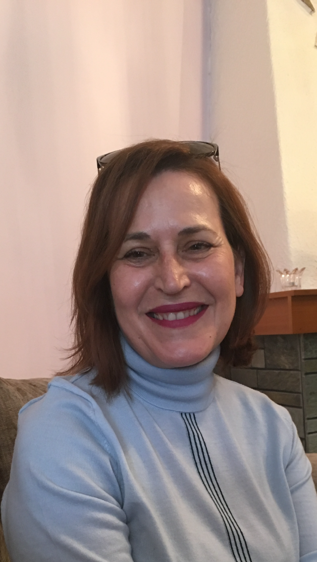 Τα όμορφα χρώματα της Κικη Ιορδανιδου The beautiful colors of Kiki by Shuli Sapir-Nevo Photo and Motto - Illustrated by Κικη Ιορδανιδου- Kiki Iordanidou - Ourboox.com