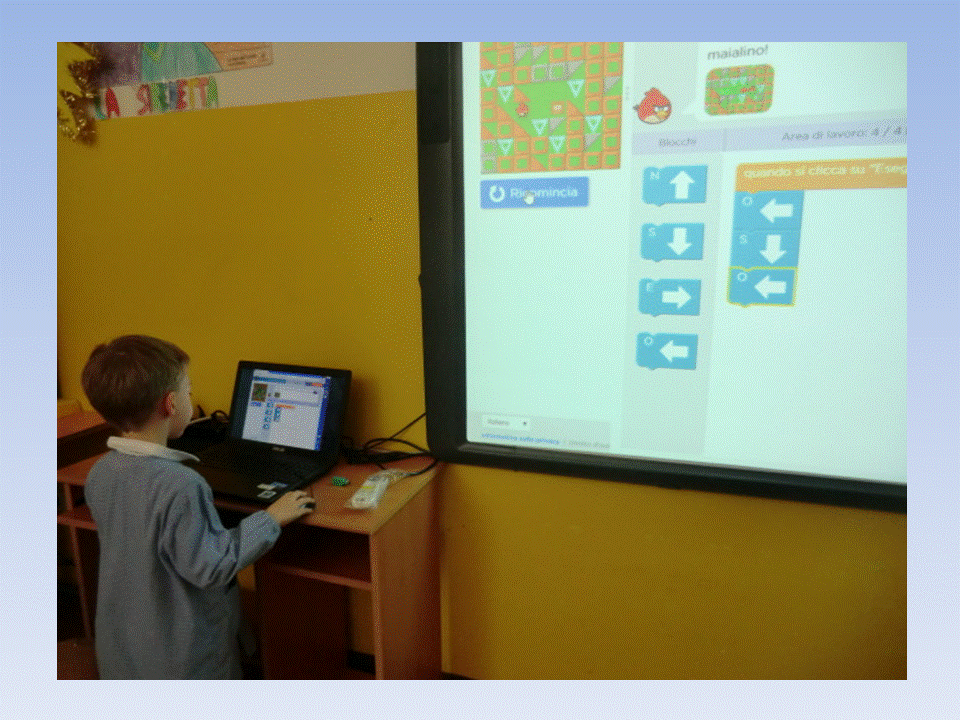 Progetto: Il “Coding” nella scuola dell’infanzia by Maria Ciarlariello - Illustrated by Alunni sezione A Scuola dell'infanzia di Ripalimosani - Ourboox.com