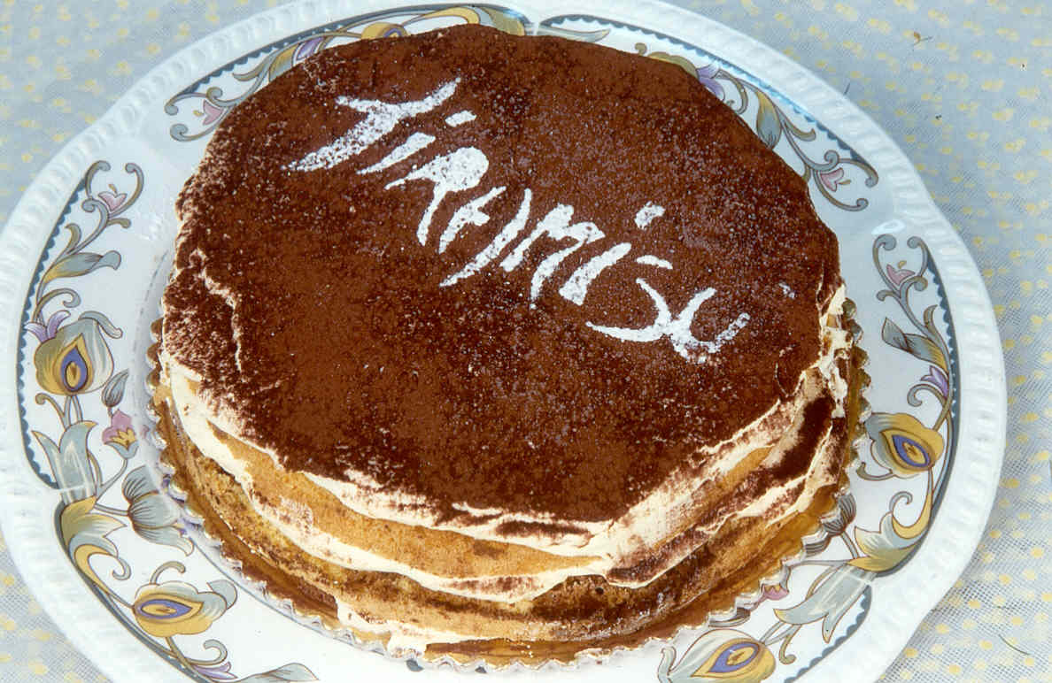 Recettes Italiennes by Adele Di Martino - Illustrated by Les élèves du projet Etwinning "Voyage sans frontières" - Ourboox.com